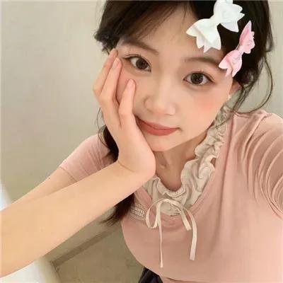 花厅的日子 封面